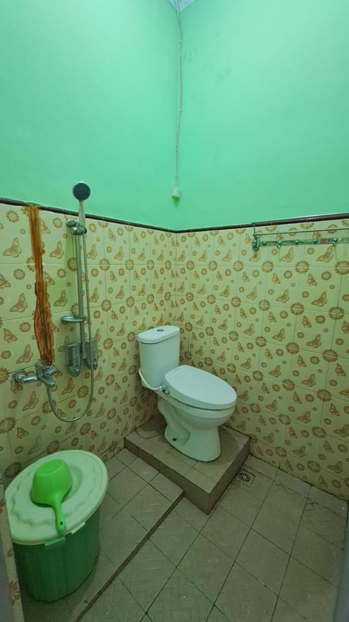 Omah Sawah Guest house *